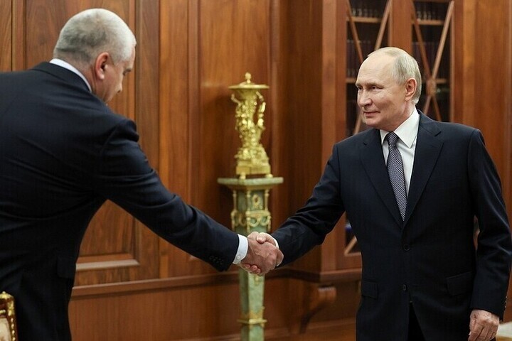 Путин провел встречу с главой Крыма Аксеновым