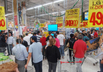 Во время «Черной пятницы» тратятся рекордные суммы, но покупательские привычки разных поколений кардинально различались