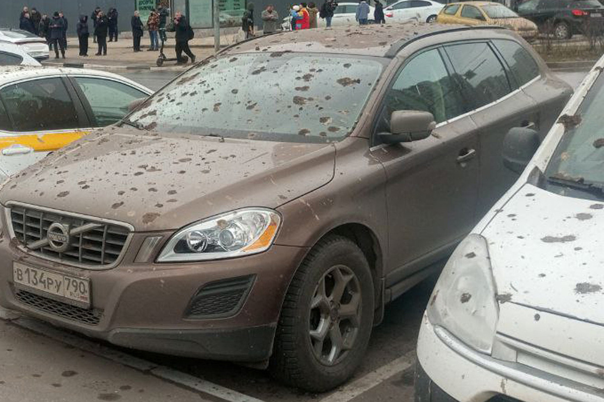 «Окно разбилось, профиль сломался»: новые детали обрушения «Снежкома»