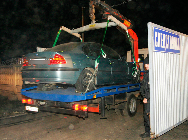 Суд решил изъять машину, которая досталась одному из супругов по наследству: законно ли? Врач-нарколог выдал справку о наличии в организме водителя психотропных веществ: достаточно ли такого документа для привлечения его к ответственности? Водитель отказался от подписания протокола: можно ли признать документ недействительным, если при этом не присутствовали понятые? Бдительный гражданин получил вознаграждение за сообщение о нетрезвом водителе: придется ли ему деньги возвращать, если водитель бу