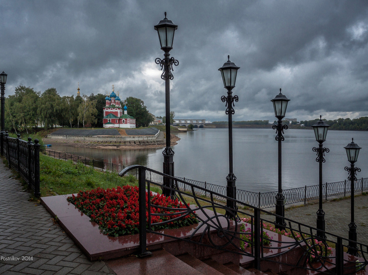 В Угличе ищут мужчину, спасшего москвичку из воды