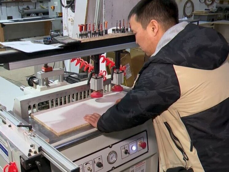 Забайкалец оставил свое дело по производству корпусной мебели и ушел на СВО