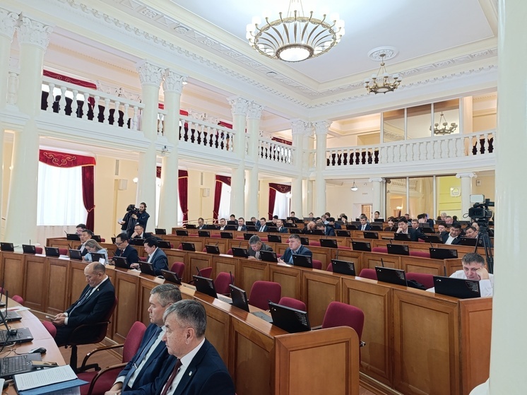 В Бурятии обсудили бюджет на ближайшие три года