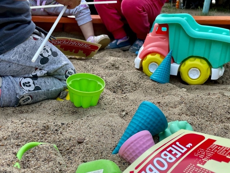 В Омской области стало меньше детей-сирот