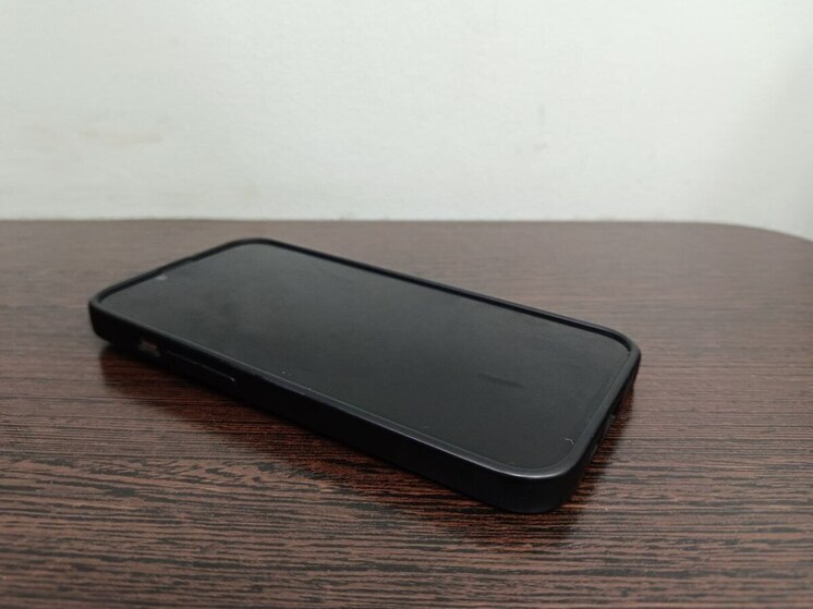 В Алтайском крае сельчанин украл деньги друга и проиграл их на ставках