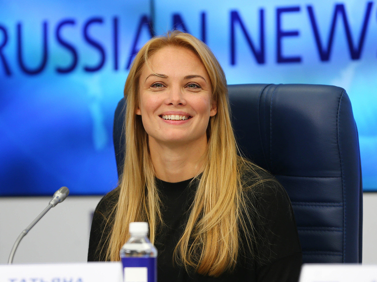 Популярные актеры Татьяна Арнтгольц и Марк Богатырев решили официально расторгнуть свой брак