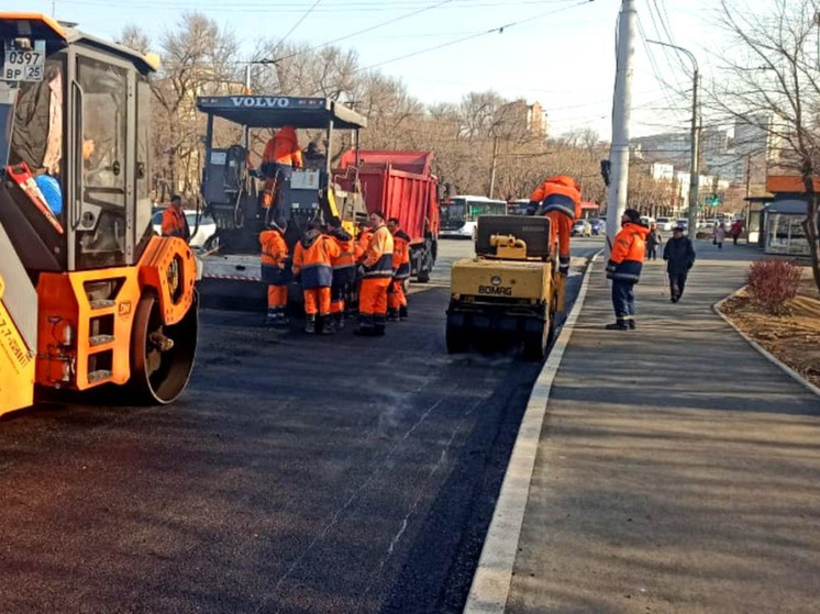 Во Владивостоке продолжается реконструкция перекрестка на Русской – 100-летия Владивостока