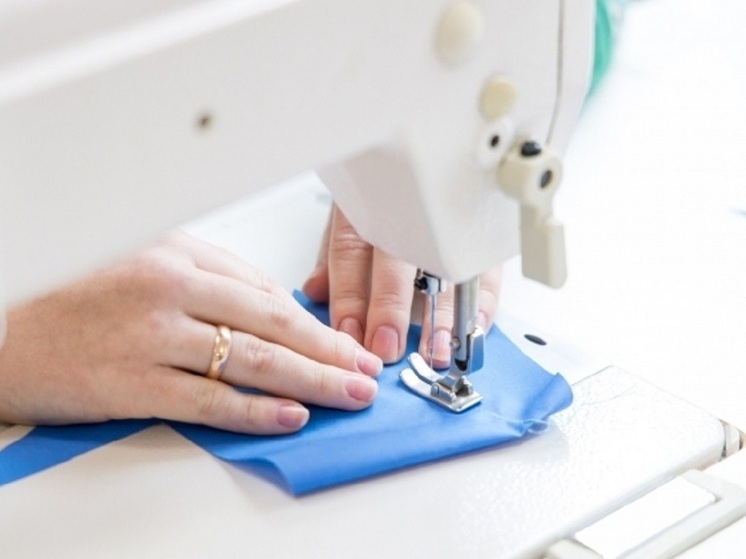 Волгоград вошел в топ регионов ЮФО по уровню зарплат у швейных мастеров