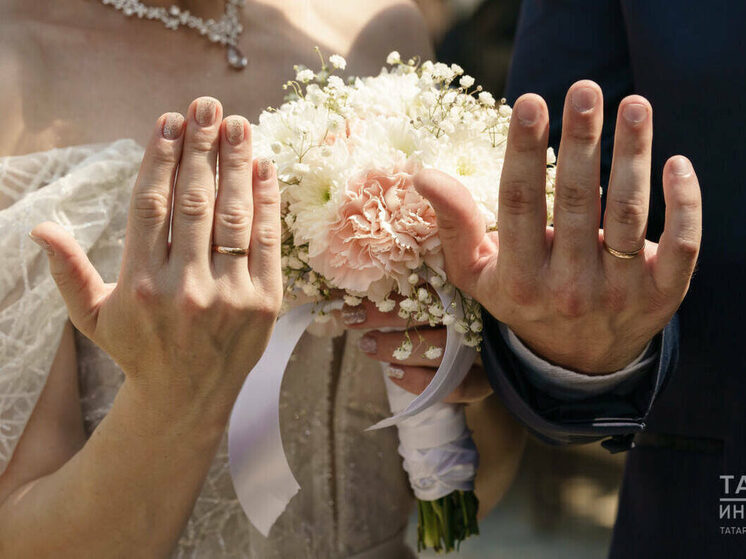 В Татарстане утвердят порядок вступления в брак лиц, не достигших 16 лет