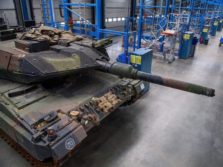 Politico: перевооружение Германии вызывает обеспокоенность во Франции