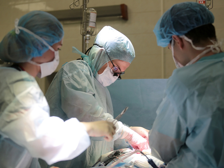 У московского подростка обнаружили опухоль размером с кулак