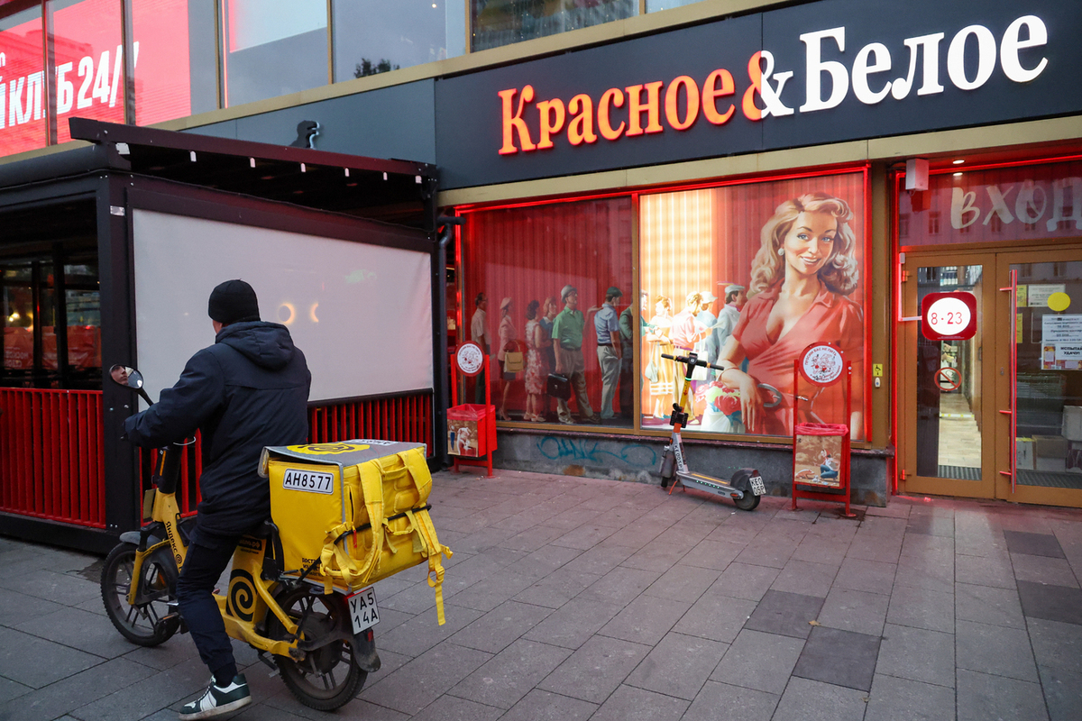 В РФ хотят запретить продажу алкоголя с декабря до окончания новогодних каникул