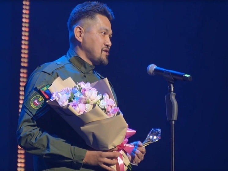 Легендарный полевой хирург из Хакасии стал лауреатом премии «Гордость нации»