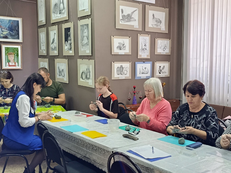 Мастер-класс по гончарному делу для семей участников СВО прошел в Приамурье