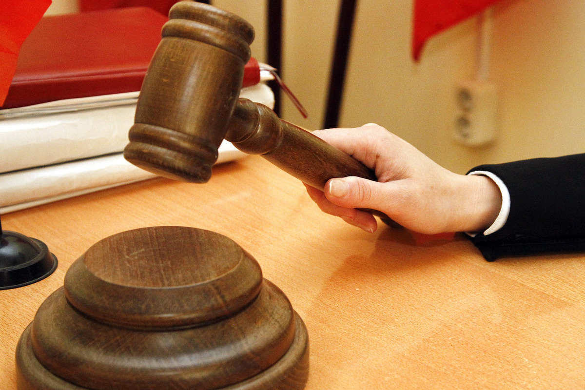 У экс-главы ГАИ Челябинска Гайде через суд отбирают автомобили и недвижимость