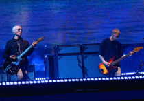 Начало «самого ожидаемого тура» 2025 года воссоединившихся под культовым брендом Oasis братьев Галлахеров «Звуковая Дорожка» «МК» в подробностях описывала и оценивала еще летом