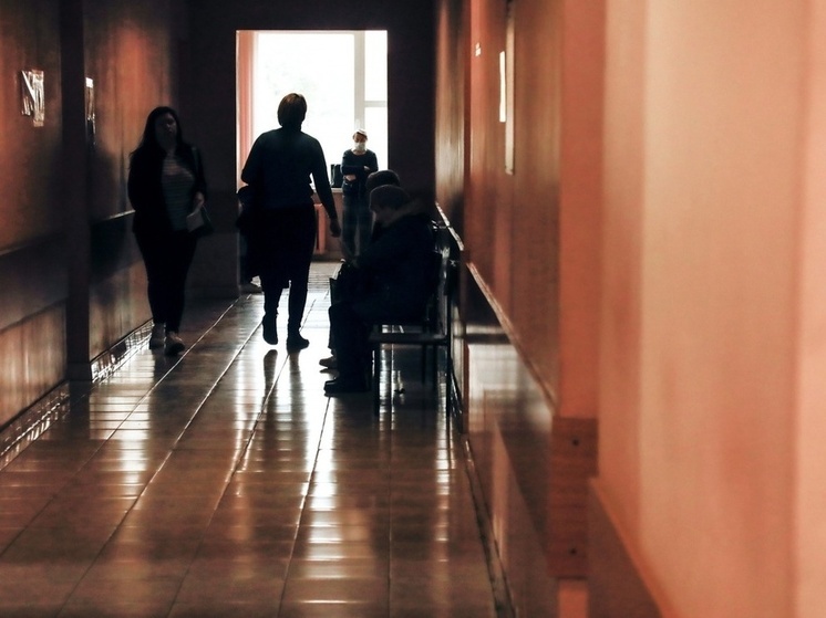 Более 10 тысяч тульских медиков получили соцвыплаты от СФР