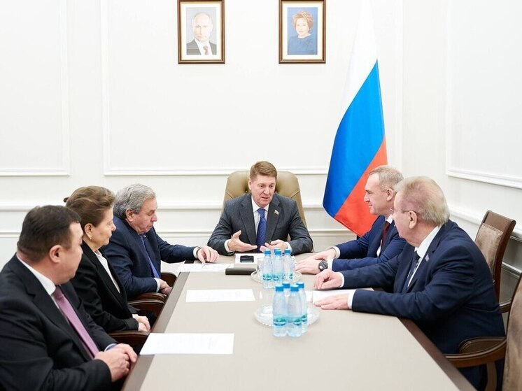 Губернатор Югры обсудил развитие региона на рабочих встречах в Совете Федерации