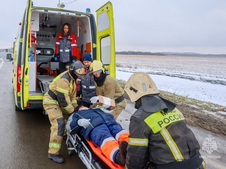 В Омской области прошли учения по ликвидации последствий ДТП на федеральной трассе