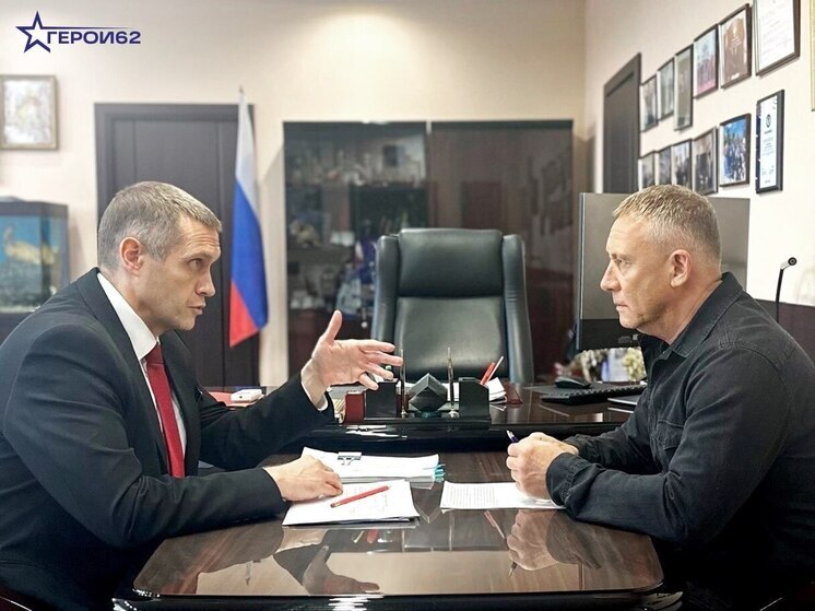 Ректор РязГМУ оценил стажировку участника проекта «Герои62» Серебрякова