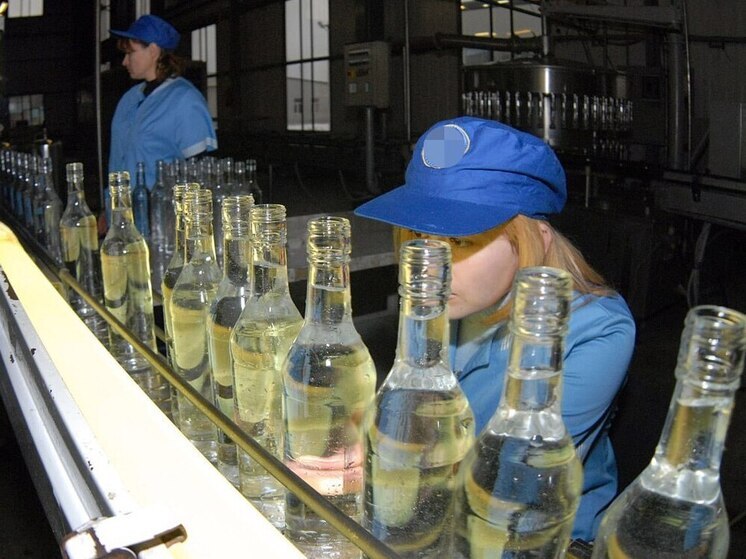 В России зафиксировано уменьшение объемов производства водки