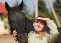 В гостях редакции — Наталья Сиротенко, турнирный коневод, руководитель конного клуба «Дибек»