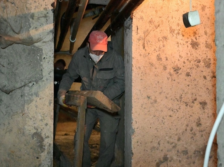 В Сочи продолжают приводить в порядок подвалы многоквартирных домов: уже вывезено около 500 кубометров отходов