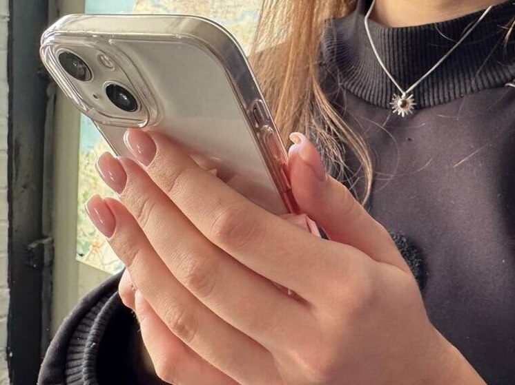 В Петербурге набирает популярность телеграм-бот, предлагающий «прямую связь с Богом». Однако в Санкт-Петербургской митрополии бьют тревогу, предостерегая от духовных опасностей, скрывающихся за цифровым интерфейсом.