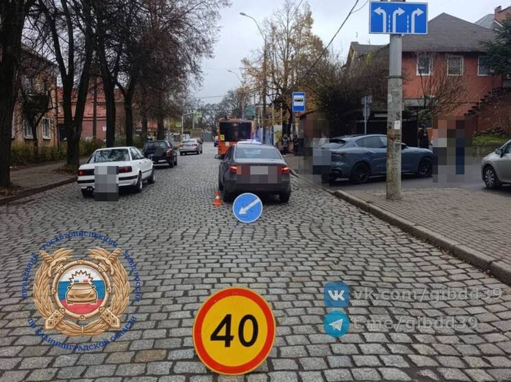 LADA въехала в Maserati в Калининграде