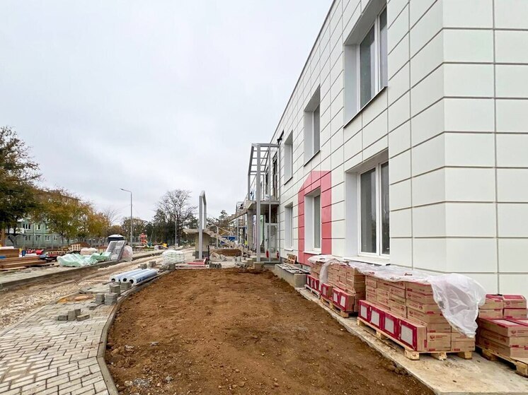 Гоцанюк поручил ускорить строительство детсада в Джанкойском районе