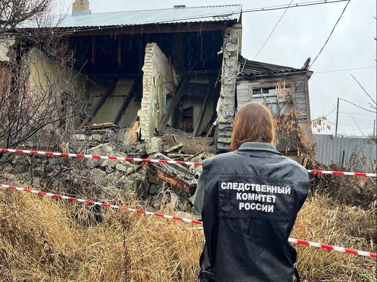 В Саратове возбуждено уголовное дело по факту обрушения части дома