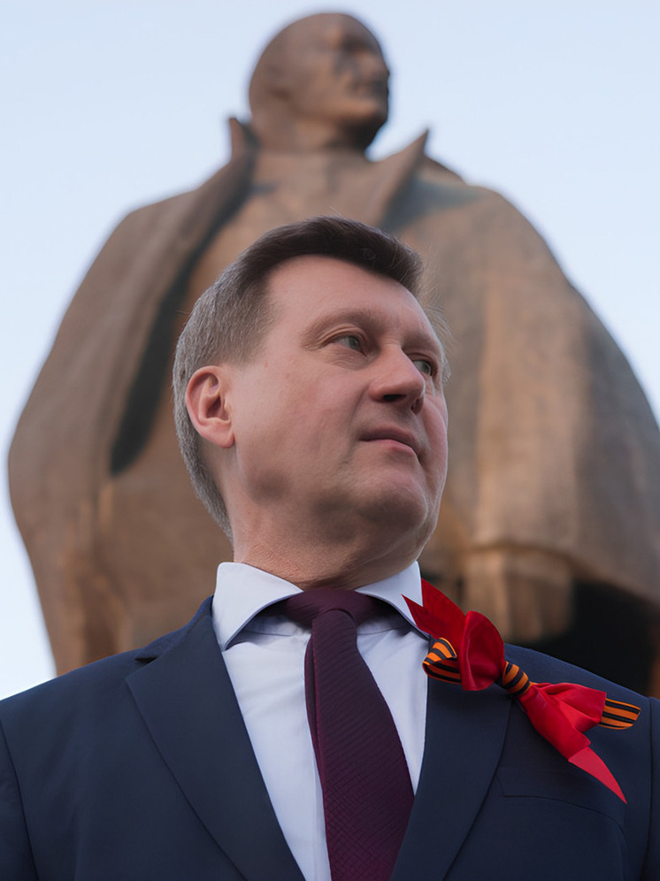 Бывший мэр Новосибирска Анатолий Локоть занял должность в Центральном комитете КПРФ