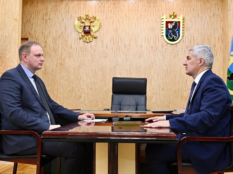 Артур Парфенчиков поставил задачи новому руководителю «Карельского экологического оператора»