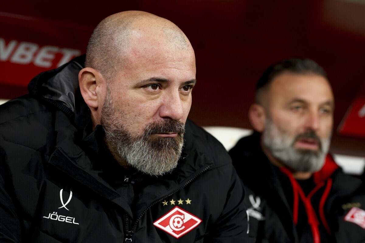 Бывший главный тренер сборной России, победитель чемпионата Европы 1988 года с юношеской сборной СССР, один из самых авторитетных отечественных специалистов Борис Петрович Игнатьев в эксклюзивном интервью «МК-Спорт» поделился мнением об увольнении сербского специалиста Деяна Станковича с поста наставника московского «Спартака» и рассказал, какой тренер необходим «красно-белым».