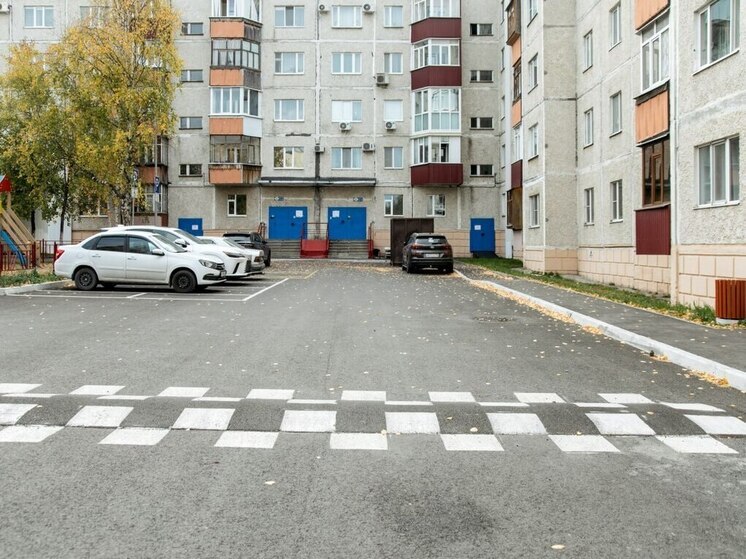 Сургут преобразился: этим летом благоустроено 15 придомовых территорий