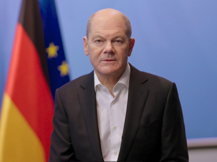 Шольц: к краху моего правительства привел вопрос о финансировании Украины