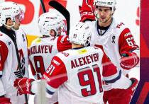 Команда ярославского хоккейного клуба «Локомотив» одержала результативную победу в Москве, в матче со «Спартаком». 