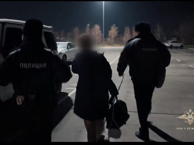 Девочка, оставленная матерью в Таиланде, теперь живет с отцом в Приморье