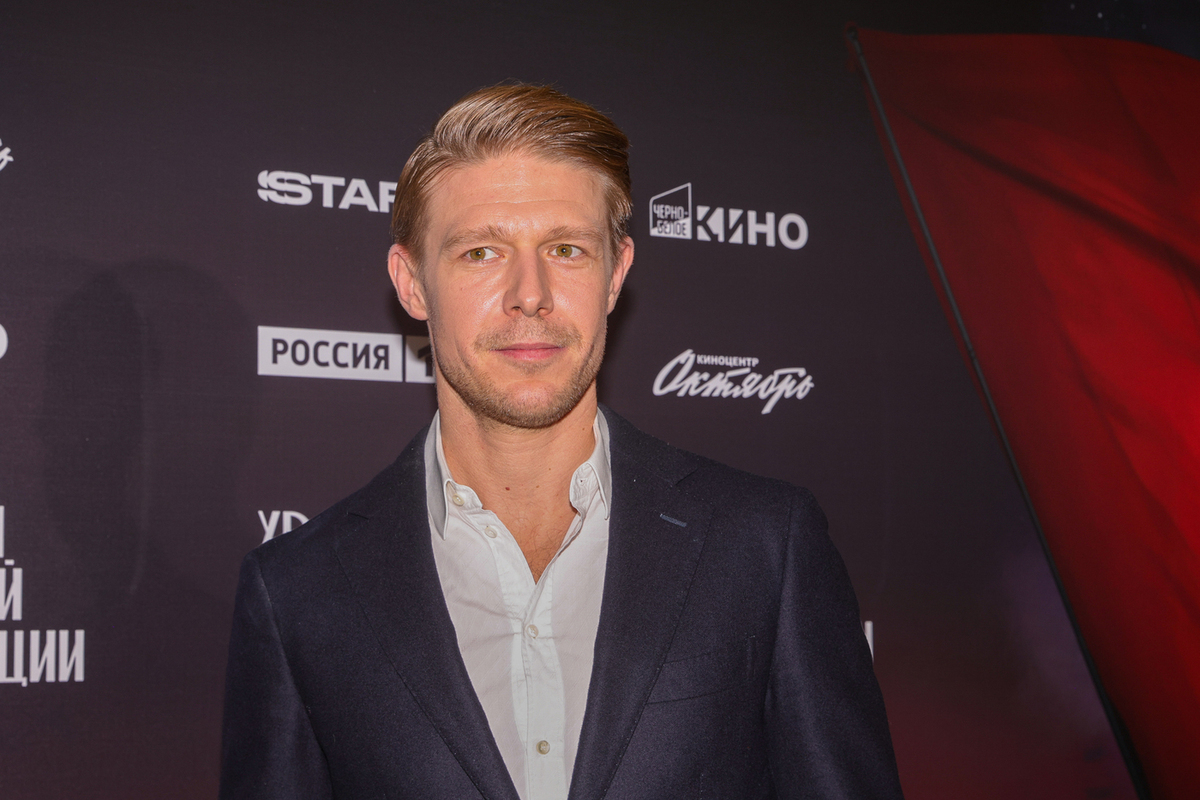 Никита Ефремов неожиданно рассказал о сепарации от отца