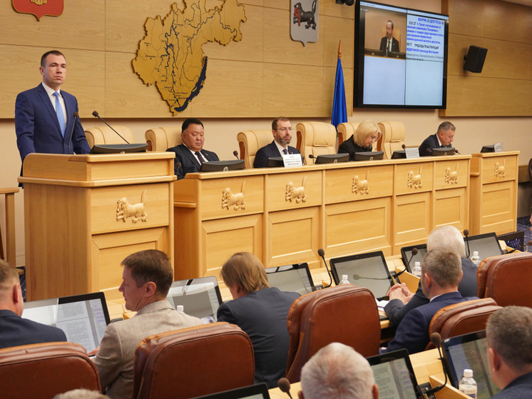 Депутаты Заксобрания сократили расходы депутатского корпуса