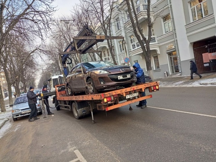 1190 брошенных машин выявили в Воронеже за 9 месяцев