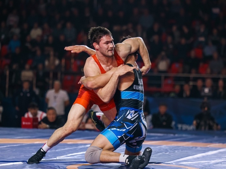 Борцы из Таджикистана выступят на международном турнире памяти Дмитрия Коркина в Якутске