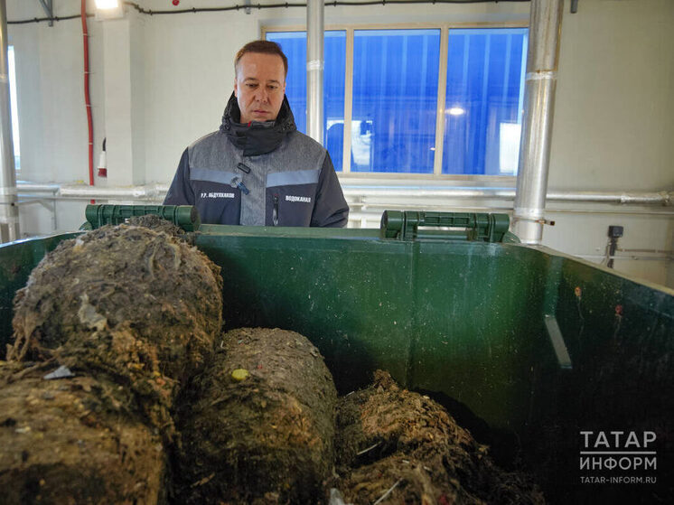 В Казани ежедневно извлекают из канализации около 9 тонн разнообразного мусора