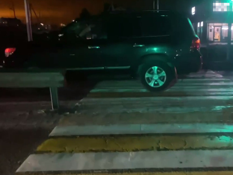 Водитель иномарки сбил трех девочек на зебре в Белгородском районе