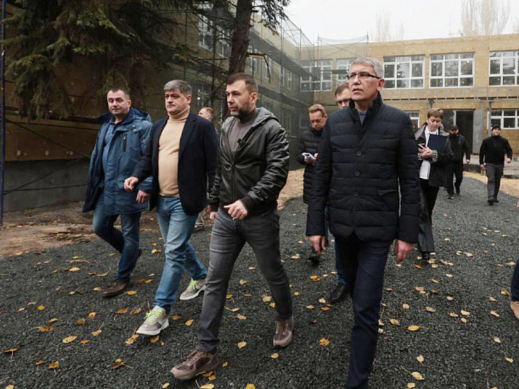 Миляев и Пушилин осмотрели тульские соцобъекты Мариуполя