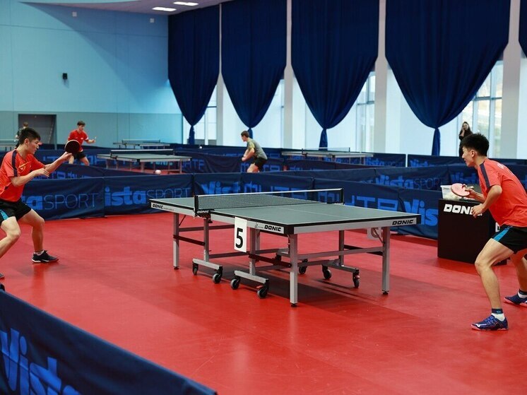 Сборные России и КНДР по настольному теннису проводят совместные тренировки в Приморье