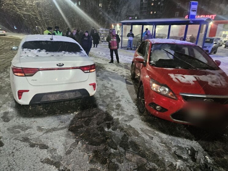 На Героев Североморцев из-за столкновения машин пострадал человек