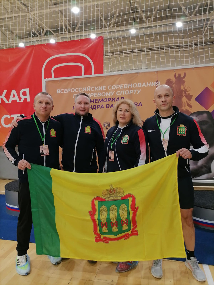 Пензенские гиревики завоевали награды на всероссийских соревнованиях в Нижегородской области