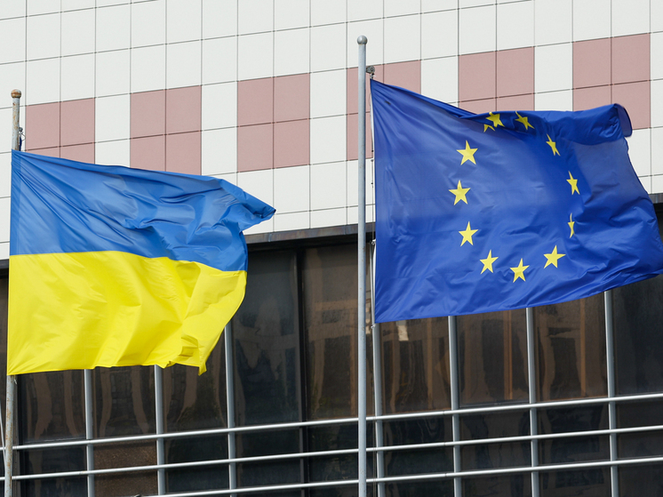 Politico: Коррупционные скандалы на Украине ставят под угрозу помощь Запада