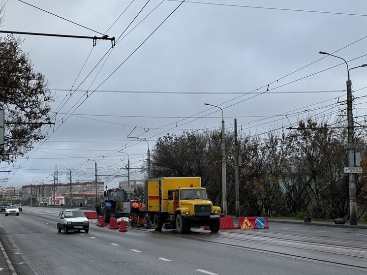 В Туле начали менять трамвайные рельсы у места ДТП, где погибли 6 человек